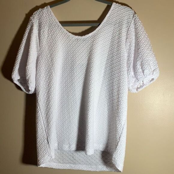 Kim & Cami White Stretchy Top NWT - Picture 2 of 5